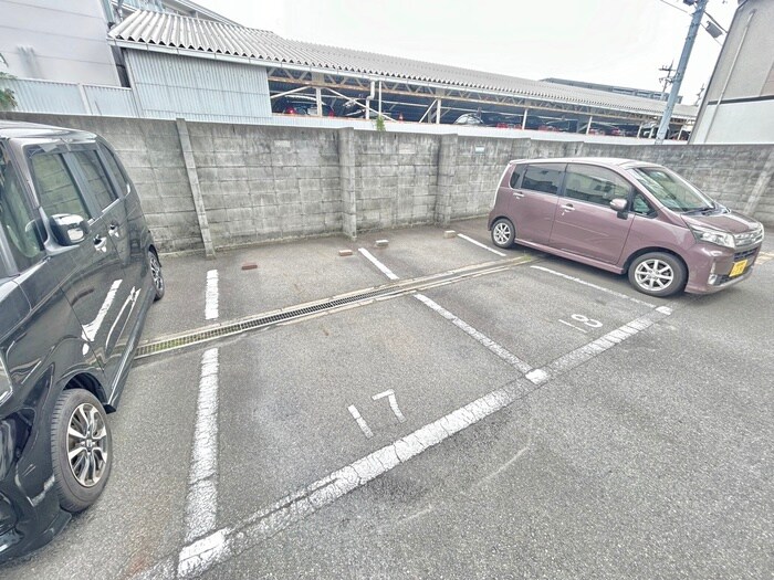 メゾン太秦の物件外観写真