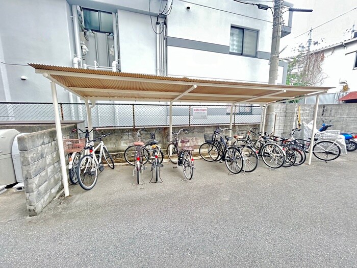 メゾン太秦の物件外観写真