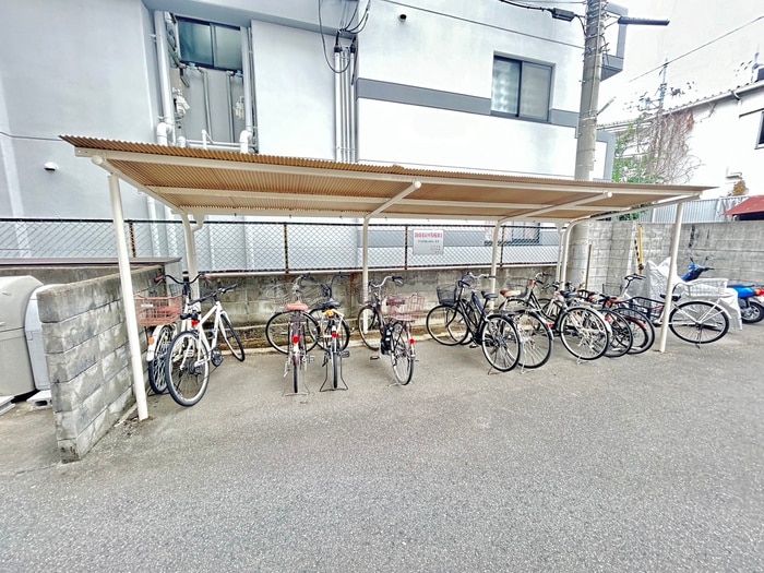 メゾン太秦の物件外観写真