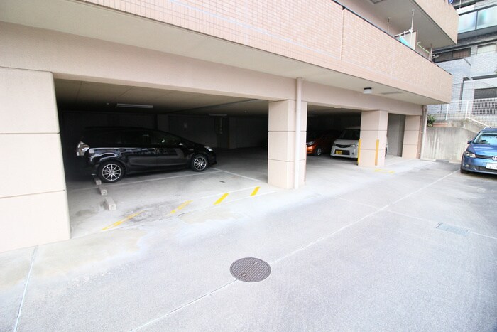 グランシャリオの物件外観写真