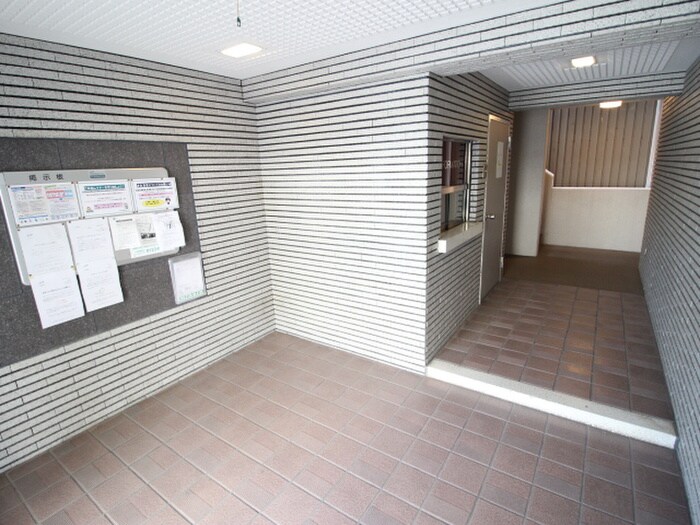 ジョイフル南田辺の物件外観写真