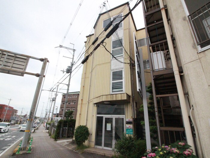 ロイヤルレジデンス春田ＮＯ．３の物件外観写真