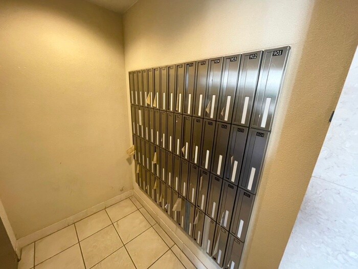 プレサンス三宮ルミネス(604)の物件外観写真