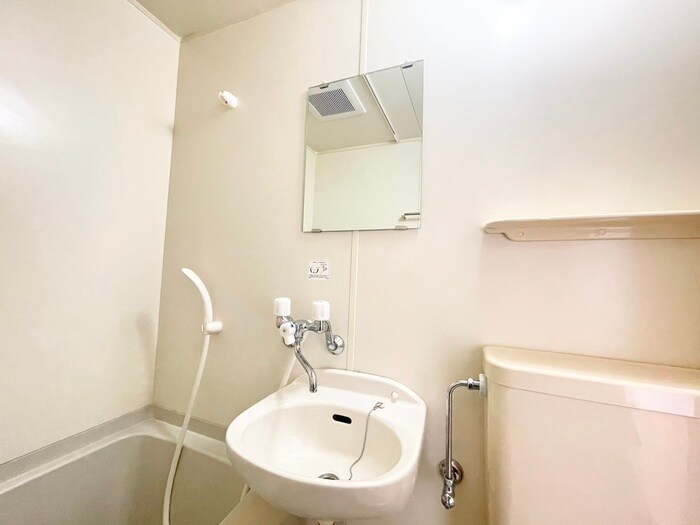 ヌ－ベルコ－ト三国ヶ丘の物件内観写真