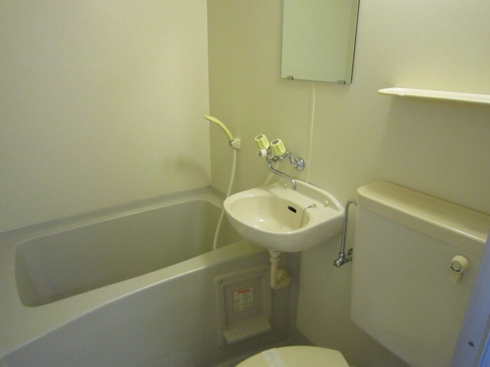 ヌ－ベルコ－ト三国ヶ丘の物件内観写真