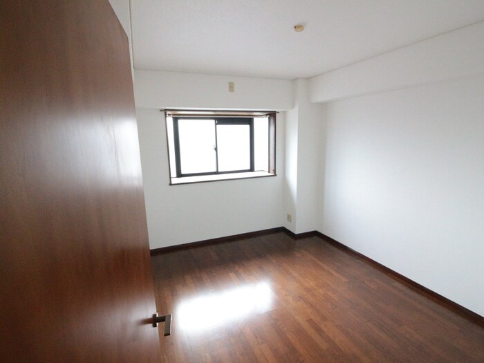 エクセレント甲子園１１番館の物件内観写真