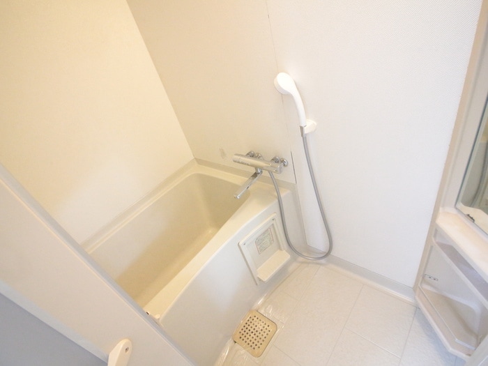 エクセレント甲子園１１番館の物件内観写真