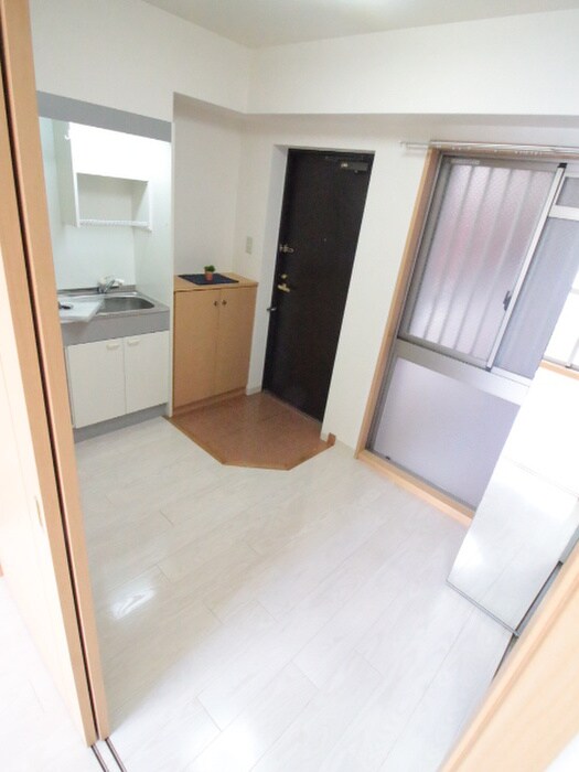 ミフネセントラルベア荒本の物件内観写真