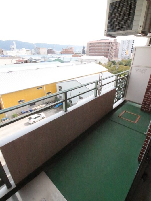 ミフネセントラルベア荒本の物件内観写真