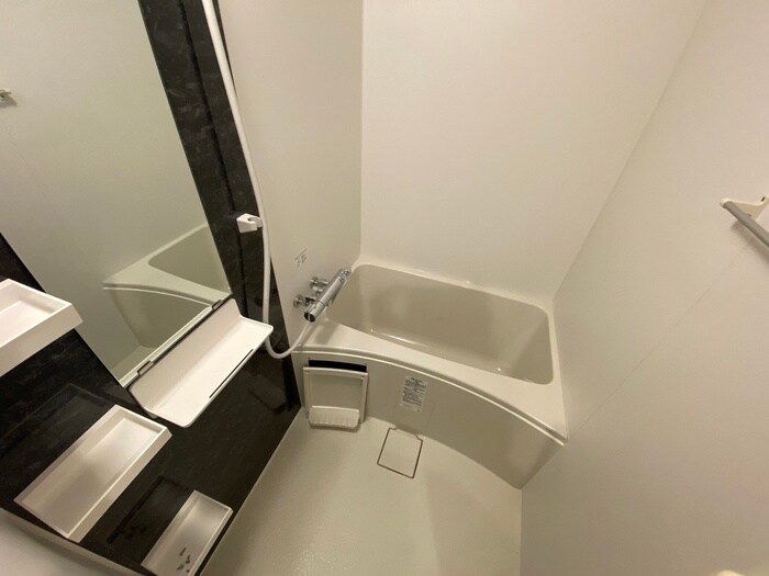 セレニテ九条リアンの物件内観写真