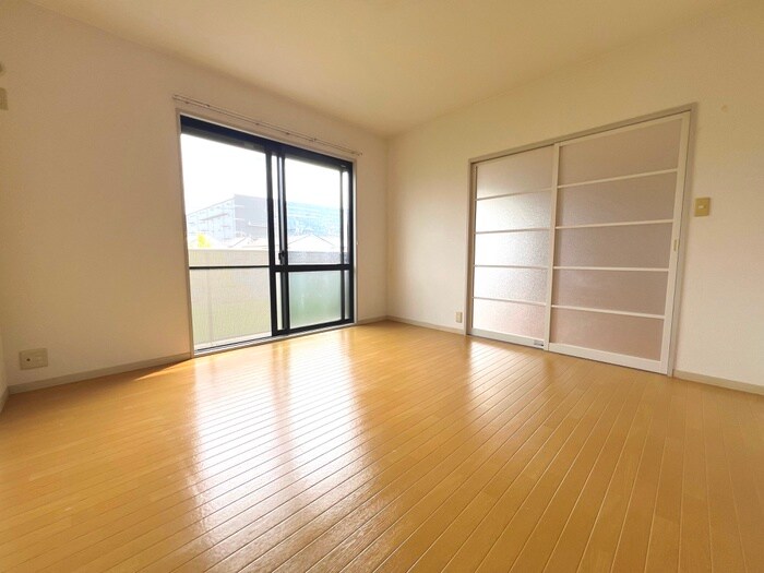 ローンコートの物件内観写真