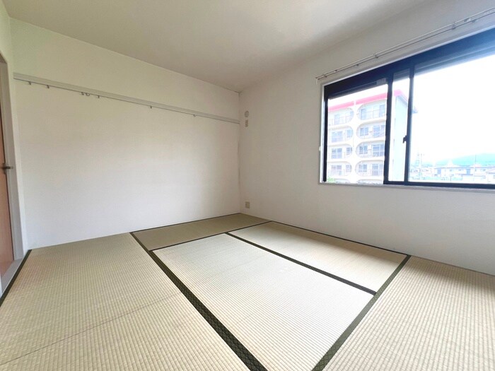 ローンコートの物件内観写真