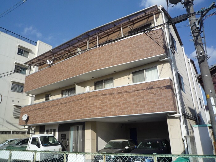 ラフォ－レ内本町の物件外観写真