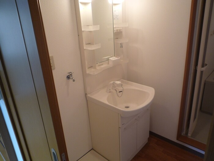 ラフォ－レ内本町の物件内観写真