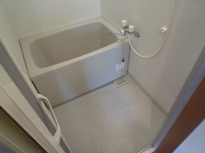 ラフォ－レ内本町の物件内観写真