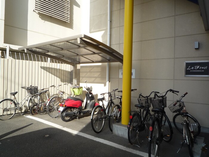 ラフォ－レ内本町の物件外観写真