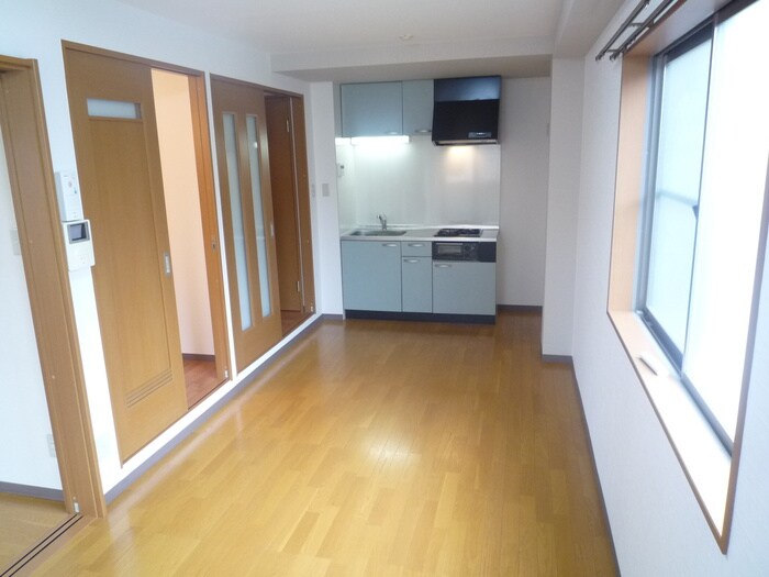 ラフォ－レ内本町の物件内観写真