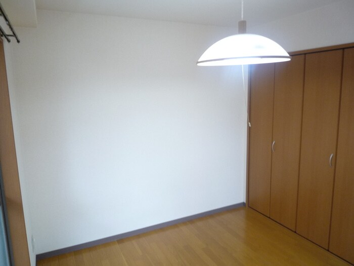 ラフォ－レ内本町の物件内観写真