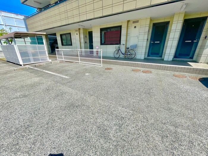 メゾンクレールの物件外観写真