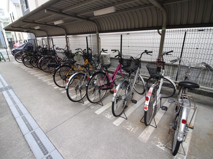 ヴァンスタ－ジュ姫里の物件外観写真