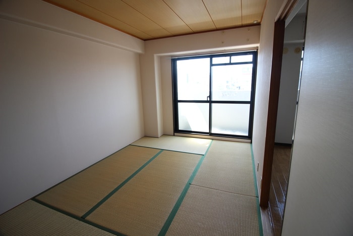 メゾンヒラタの物件内観写真