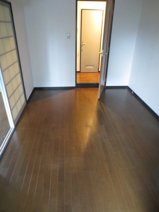 パルティ－ルステ－ジ・Ⅰの物件内観写真