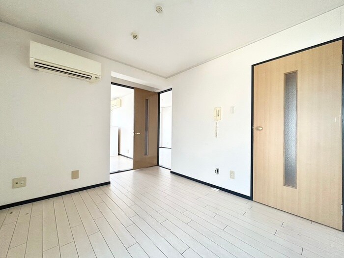 パルティ－ルステ－ジ・Ⅰの物件内観写真