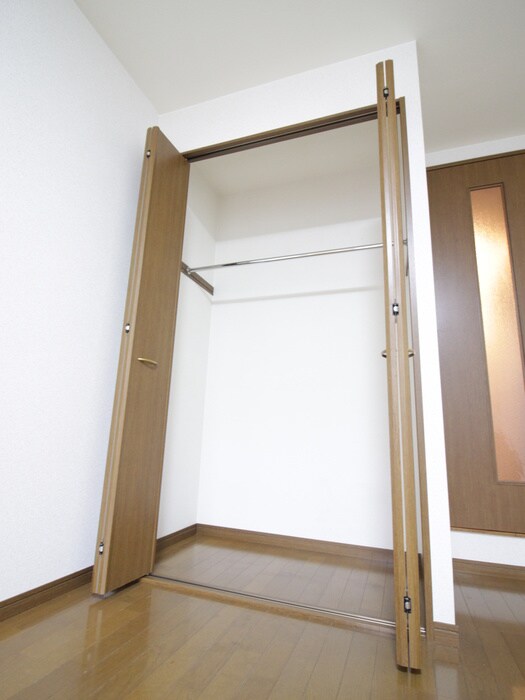 ｱﾝﾌﾟﾙｰﾙﾌｪｰﾙ大利町の物件内観写真