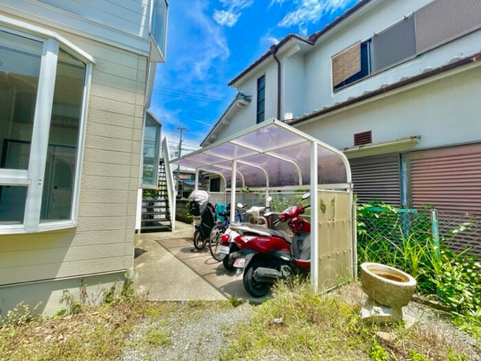 ディアコルモ東香里の物件外観写真