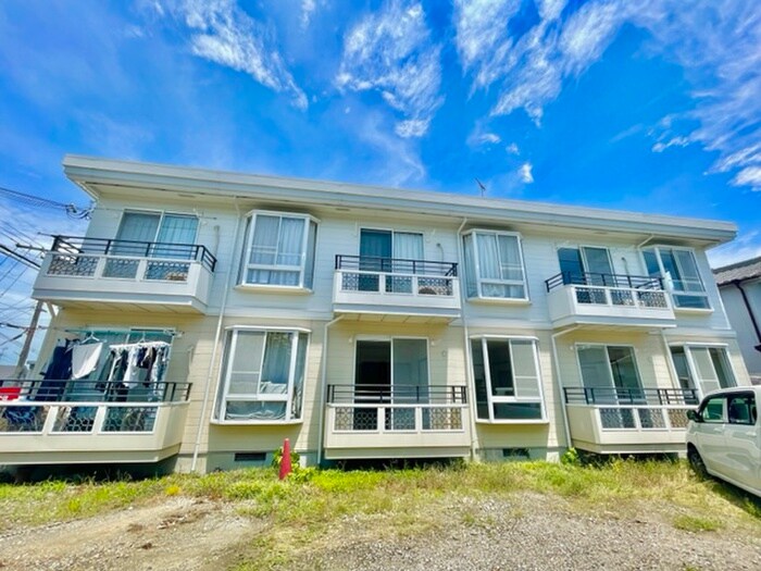 ディアコルモ東香里の物件外観写真