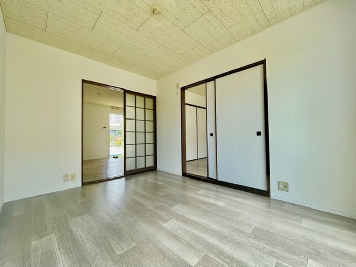 ディアコルモ東香里の物件内観写真