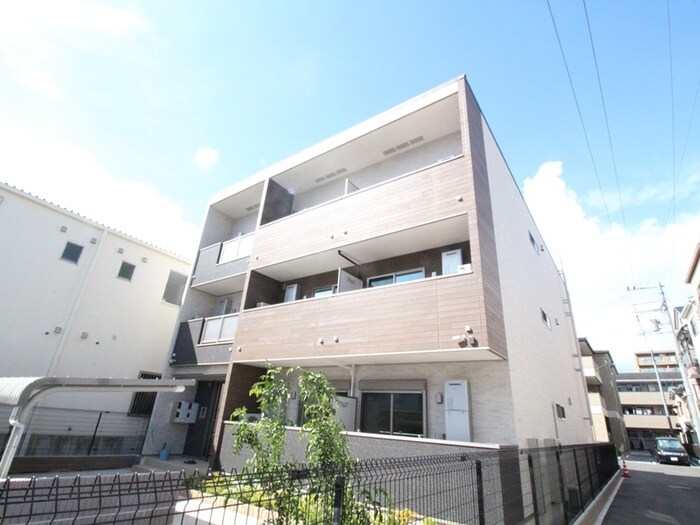 トゥジーテの物件外観写真