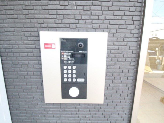 トゥジーテの物件外観写真