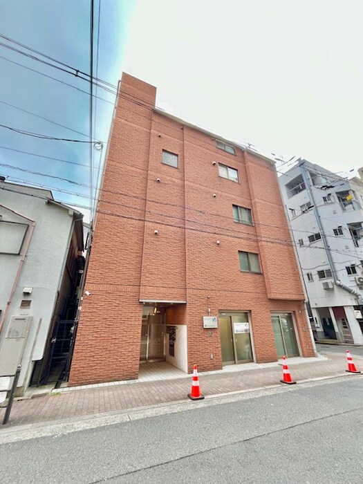 メッザ－ノオオハシの物件外観写真