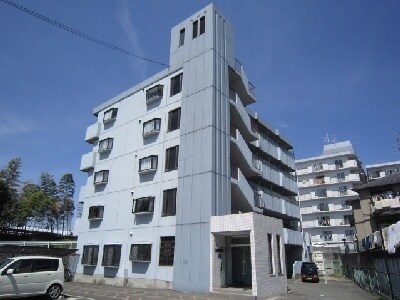 リバ－サイド上野の物件外観写真