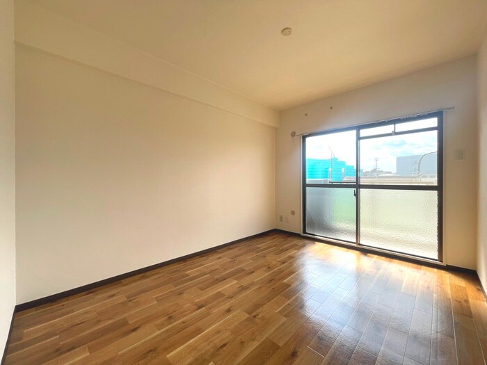 リバ－サイド上野の物件内観写真