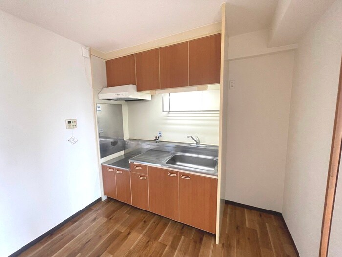 リバ－サイド上野の物件内観写真