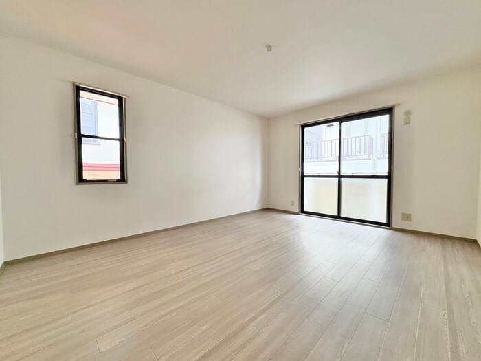 エセルディハイツ　Ａ棟の物件内観写真