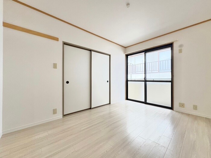 エセルディハイツ　Ａ棟の物件内観写真