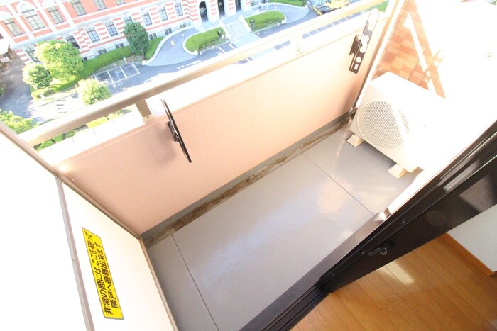 プレサンス神戸裁判所前の物件内観写真