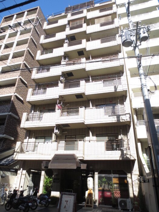 ﾄ-ｶﾝ五条烏丸ｷｬｽﾃ-ﾙ(203)の物件外観写真