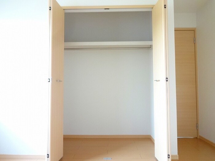 オ－ヴェスト２号館の物件内観写真