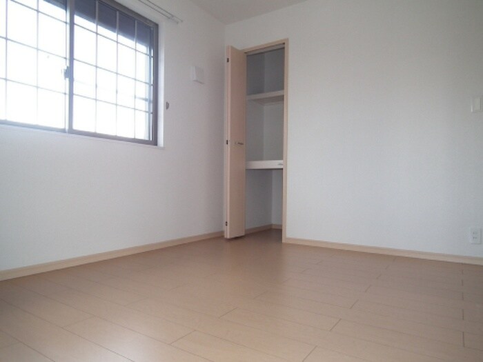 オ－ヴェスト２号館の物件内観写真