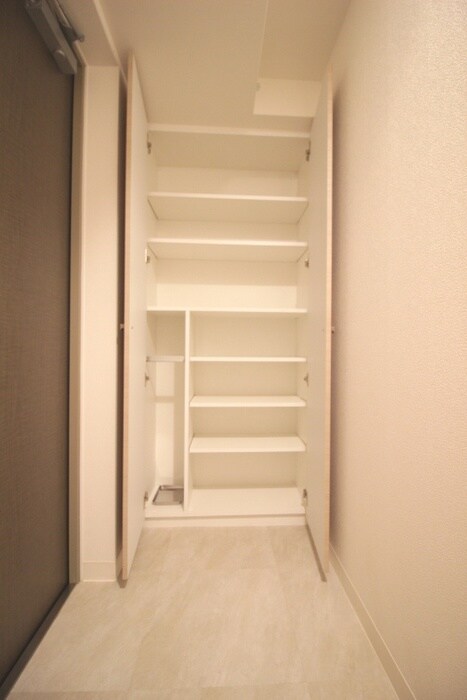 アプリーレ中之島の物件内観写真