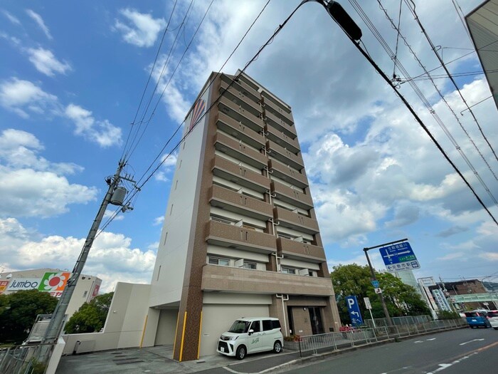 プラディオ交野の物件外観写真