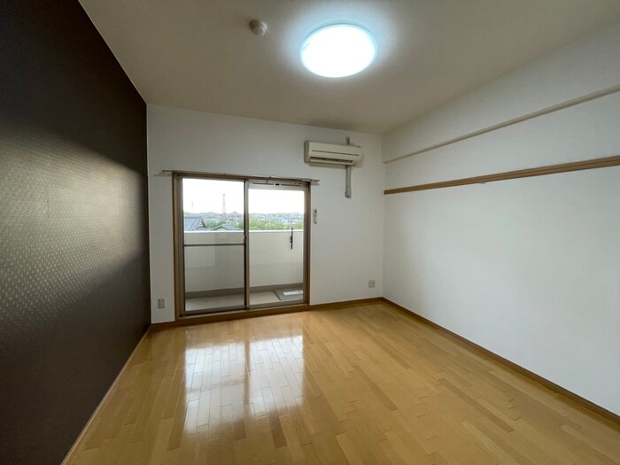 プラディオ交野の物件内観写真