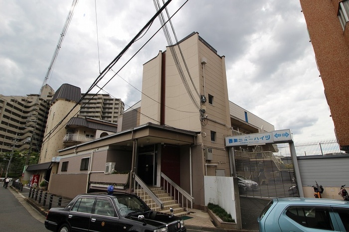 No.1香里ニューハイツの物件外観写真
