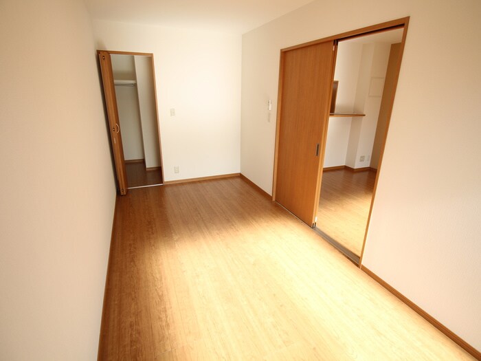 アムール彩都Ⅱの物件内観写真