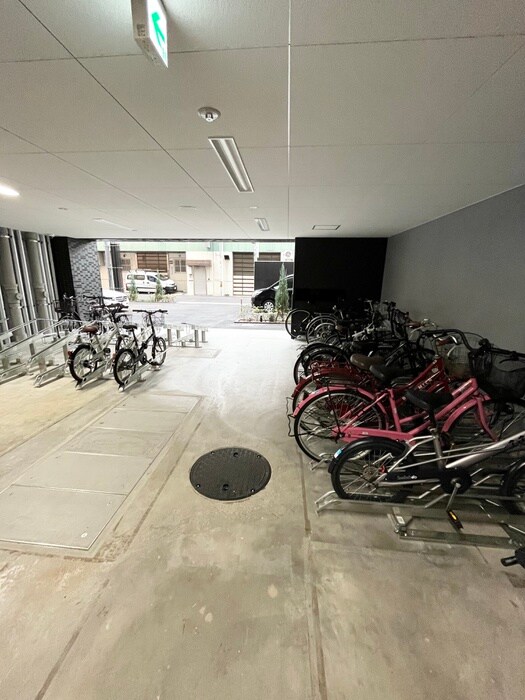 ﾌﾟﾚｻﾝｽ南堀江ｻﾞ･ｾﾝｽ(1002)の物件外観写真