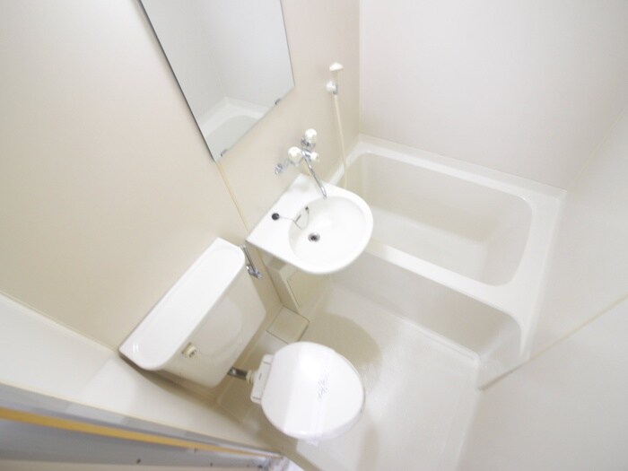 パリス嵐山の物件内観写真